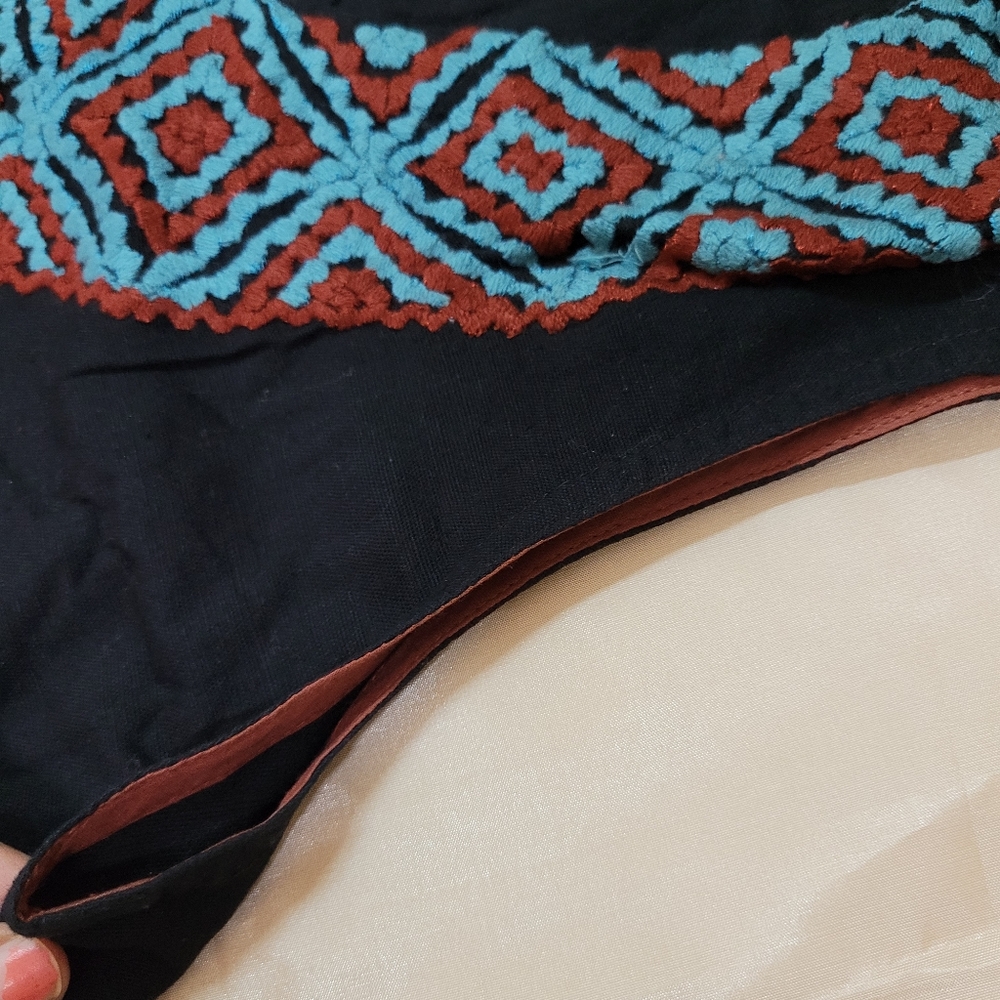 💫Melange Embroidered Kurta - Picture 8 of 10